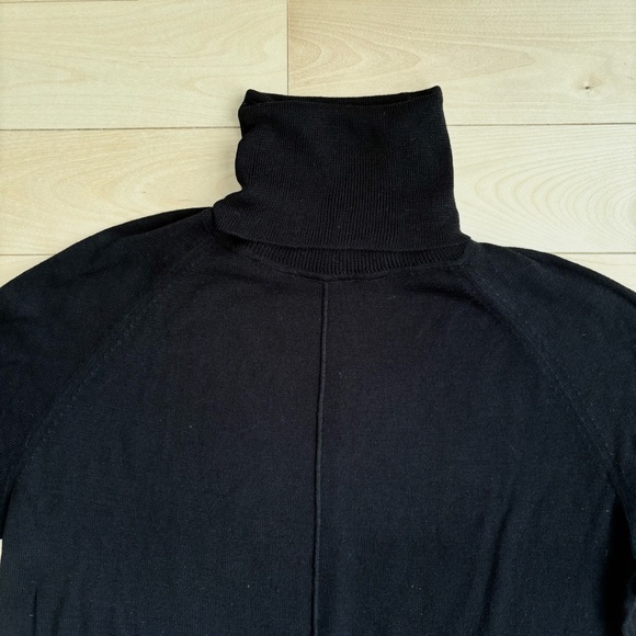 Zara Black High-Low Turtleneck Sweater - Picture 4 of 5